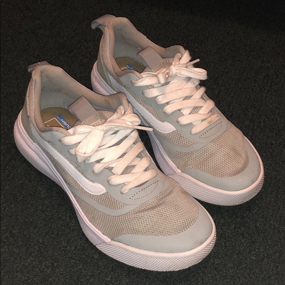 vans ultrarange size 9